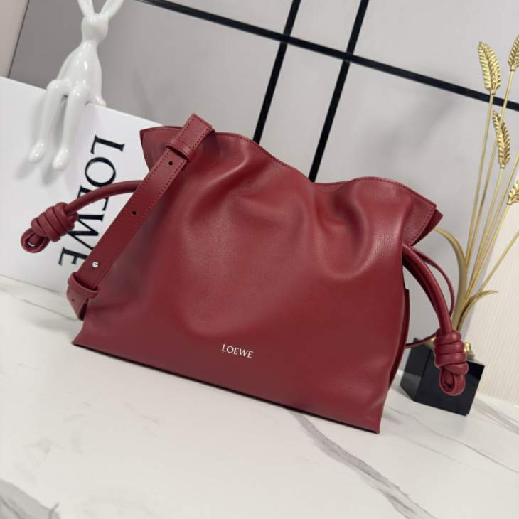 Picture of Loewe Handbags _SKUfw239898341fw
